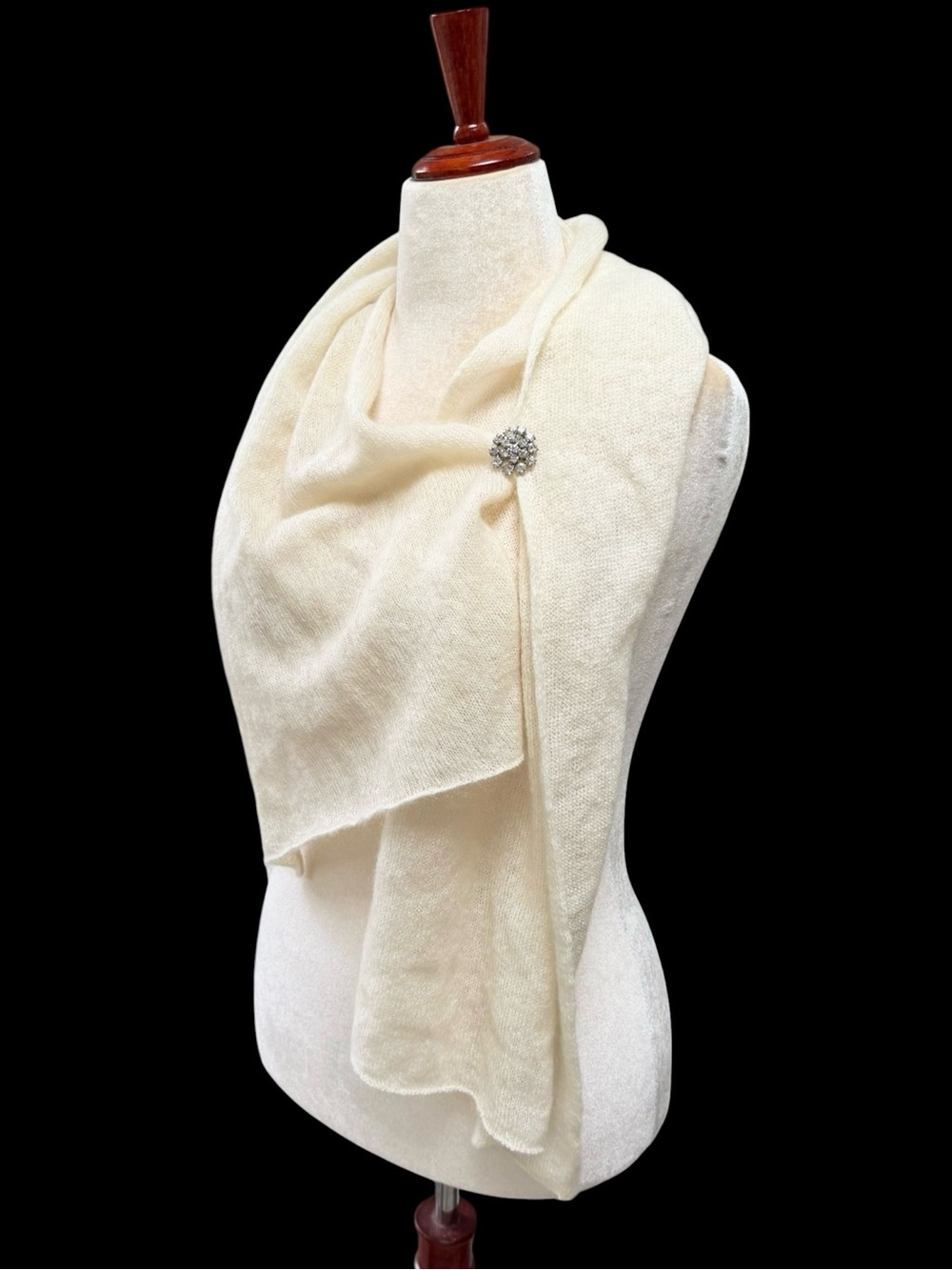 White House Black Market Cream Mohair Wool Knit Wrap Scarf Rhinestone Brooch